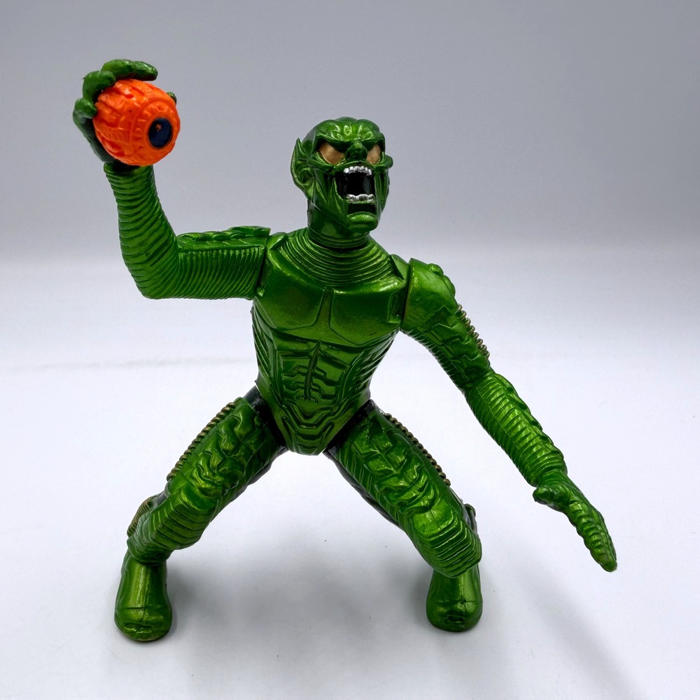 Marvel Spider-Man 2002 Movie Green Goblin Action Figure with Pumpkin Bomb Green